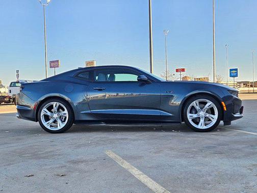 2023 Chevrolet Camaro RWD Coupe LT1