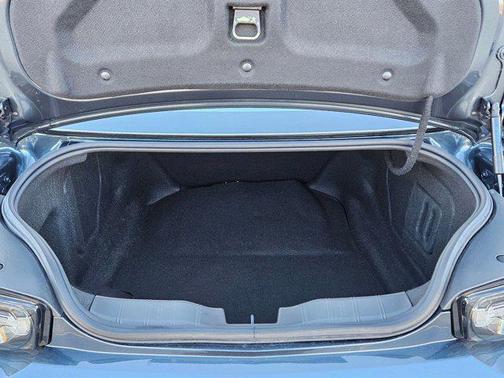 2023 Chevrolet Camaro RWD Coupe LT1