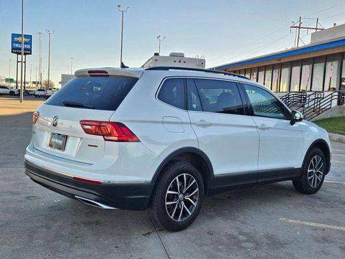 2020 Volkswagen Tiguan 2.0T SE 4MOTION