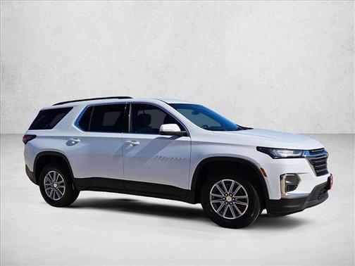 2022 Chevrolet Traverse LT Leather
