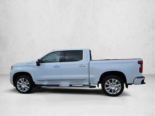 Polar White Tricoat 2026 Chevrolet Silverado 1500 High Country