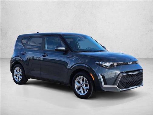 Gravity Gray 2024 Kia Soul LX