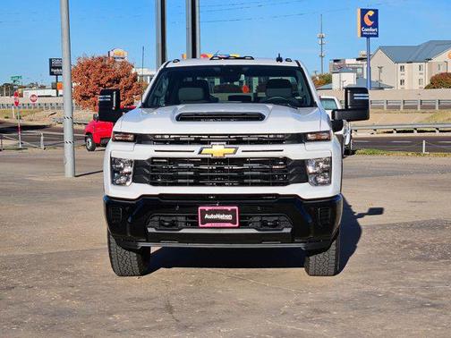 2026 Chevrolet Silverado 2500 Custom
