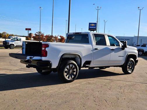 2026 Chevrolet Silverado 2500 Custom