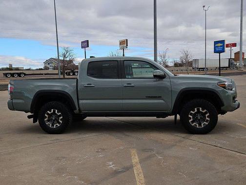 2022 Toyota Tacoma TRD Off Road