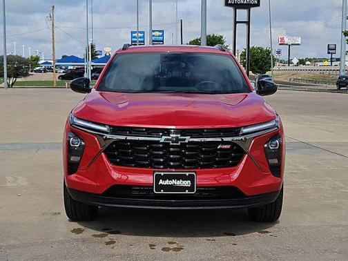 Apex Red 2026 Chevrolet Trax FWD 2RS