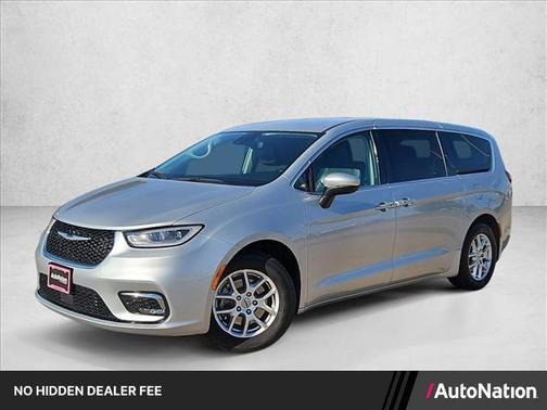 Silver Mist Clearcoat 2023 Chrysler Pacifica Touring L