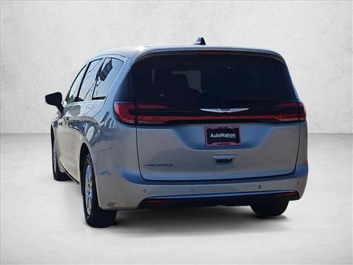 Silver Mist Clearcoat 2023 Chrysler Pacifica Touring L