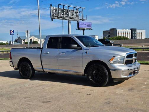 2016 RAM 1500 SLT