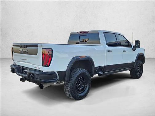 2024 GMC Sierra 2500 AT4