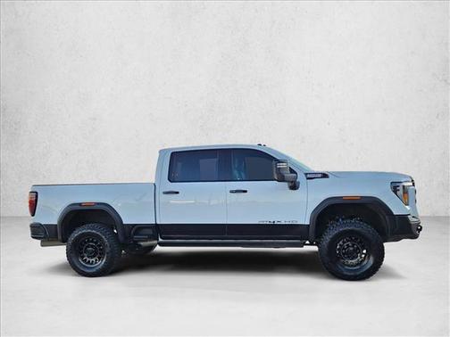 2024 GMC Sierra 2500 AT4