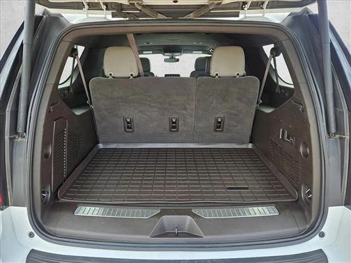 2021 Chevrolet Suburban 4WD Z71