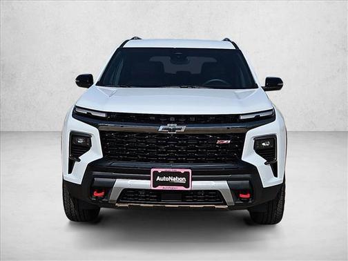 Polar White Tricoat 2026 Chevrolet Traverse AWD Z71