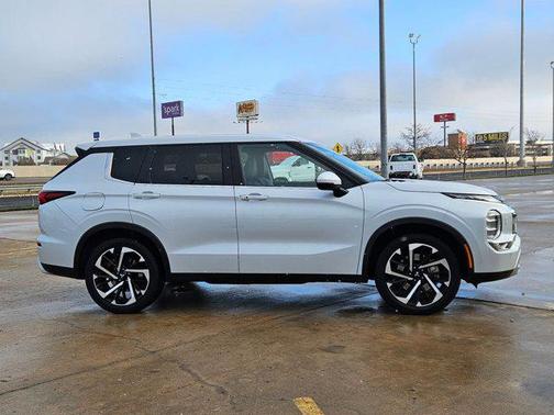 2024 Mitsubishi Outlander SE 2.5 S-AWC