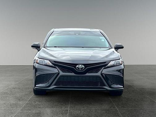 Midnight Black Metallic 2023 Toyota Camry SE