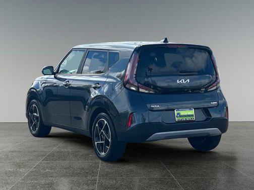 Gravity Gray 2024 Kia Soul EX