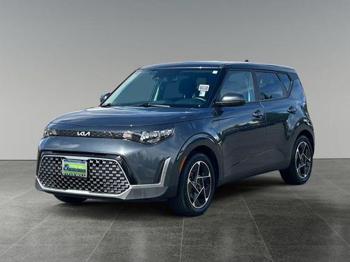 Gravity Gray 2024 Kia Soul EX