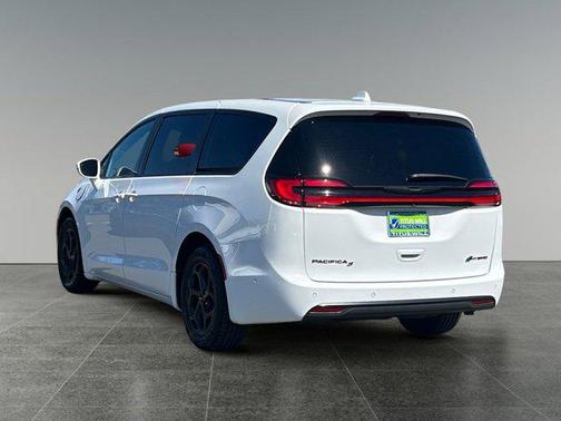 2022 Chrysler Pacifica Hybrid Limited