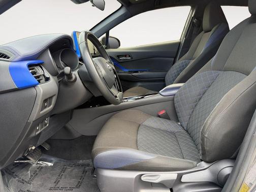 Magnetic Gray Metallic 2021 Toyota C-HR XLE