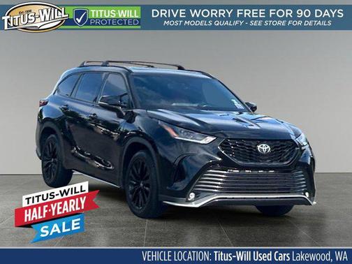 Midnight Black Metallic 2023 Toyota Highlander XSE