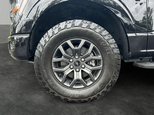 Agate Black Metallic 2026 Ford F-150 Tremor