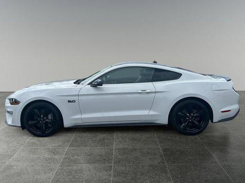 Oxford White 2021 Ford Mustang GT Premium