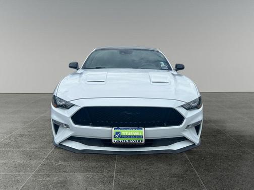 Oxford White 2021 Ford Mustang GT Premium