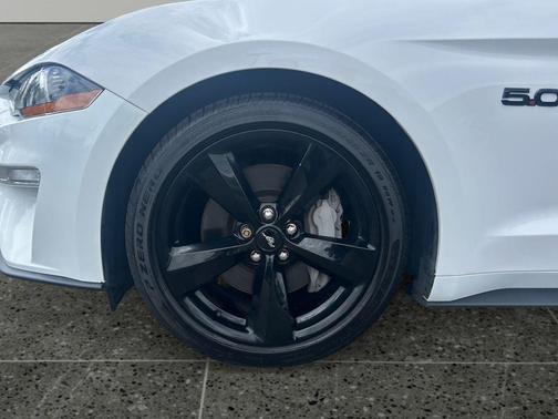 Oxford White 2021 Ford Mustang GT Premium