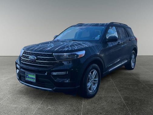 Black Metallic 2023 Ford Explorer XLT
