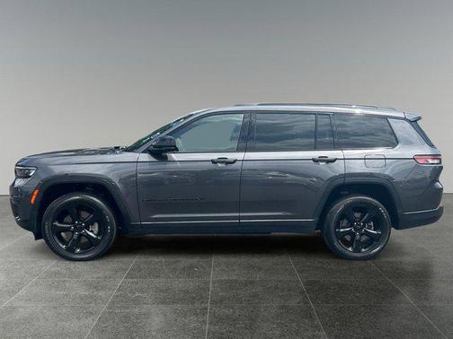 2022 Jeep Grand Cherokee L Altitude