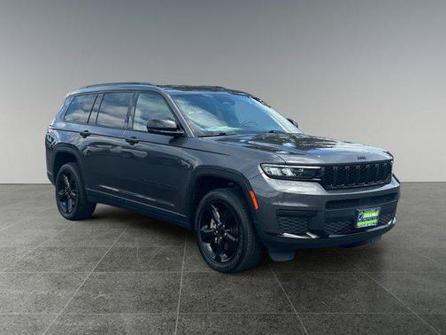 2022 Jeep Grand Cherokee L Altitude