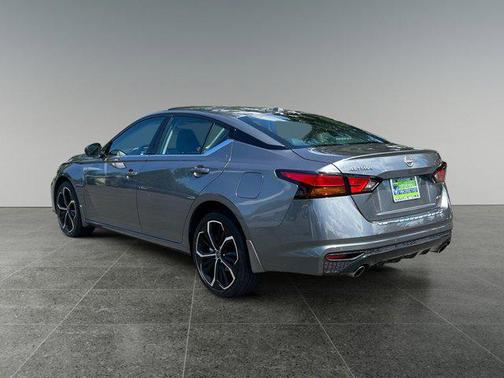 2023 Nissan Altima SR Intelligent AWD