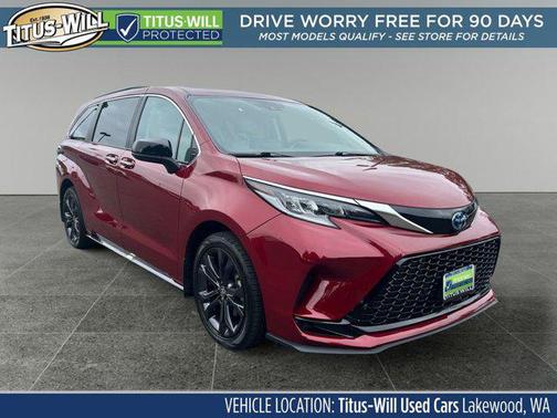 Pearl 2024 Toyota Sienna XSE 7 Passenger