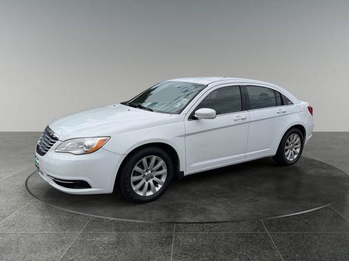Bright White Clearcoat 2014 Chrysler 200 Touring