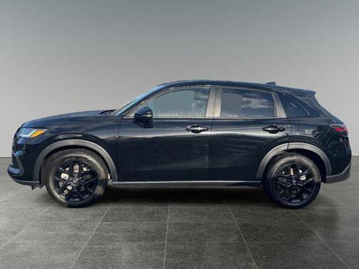 Crystal Black Pearl 2025 Honda HR-V AWD Sport