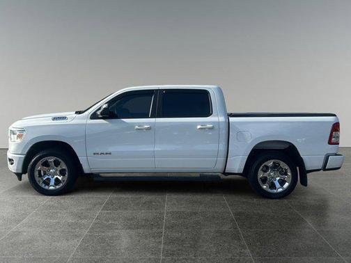 Bright White Clearcoat 2022 RAM 1500 Big Horn/Lone Star