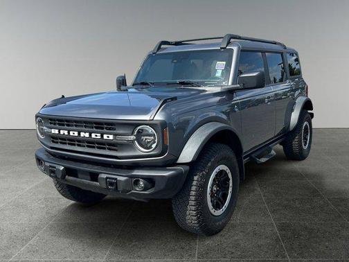 Carbonized Gray Metallic 2024 Ford Bronco Black Diamond