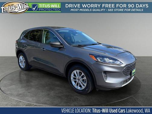 Gray Metallic 2022 Ford Escape SE