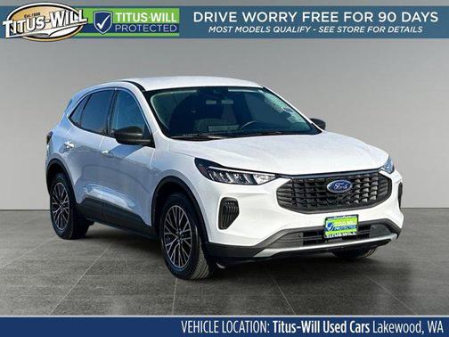 Oxford White 2023 Ford Escape Active