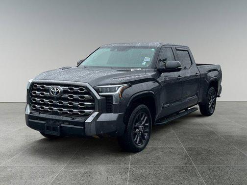 2023 Toyota Tundra Hybrid Platinum