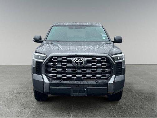 2023 Toyota Tundra Hybrid Platinum