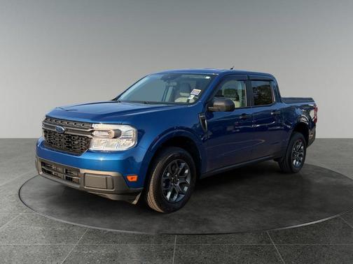 Atlas Blue Metallic 2024 Ford Maverick XLT