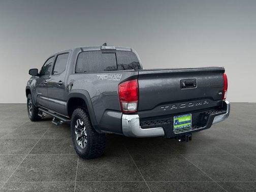 2017 Toyota Tacoma SR