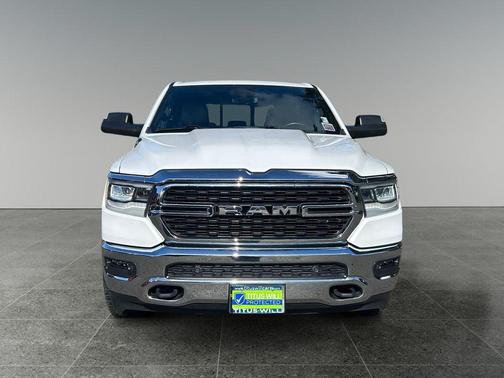 Bright White Clearcoat 2022 RAM 1500 Big Horn/Lone Star