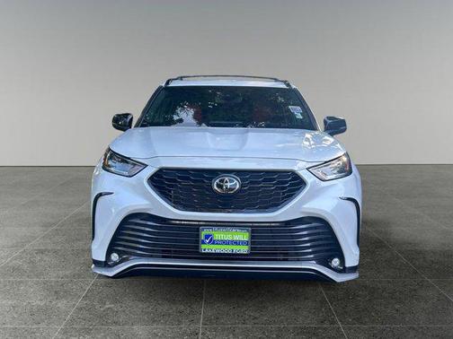 2023 Toyota Highlander XSE