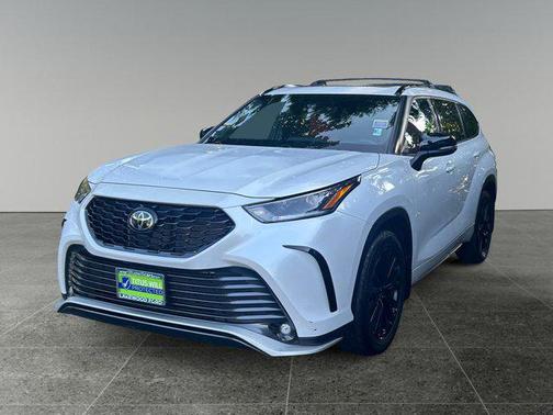 2023 Toyota Highlander XSE