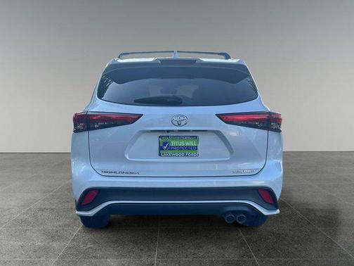 2023 Toyota Highlander XSE