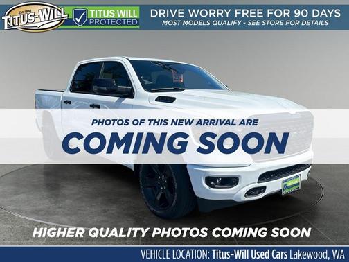 Bright White Clearcoat 2023 RAM 1500 Big Horn/Lone Star
