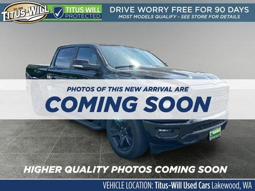 Diamond Black Crystal Pearlcoat 2021 RAM 1500 Big Horn/Lone Star
