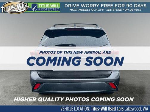 Magnetic Gray Metallic 2023 Toyota Highlander Hybrid Limited